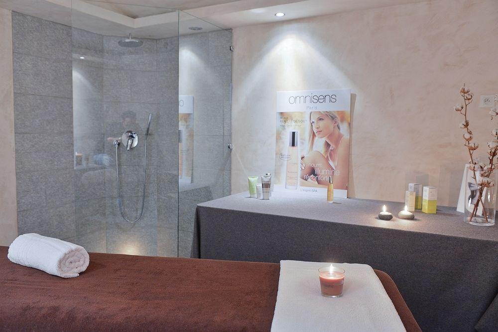 Le Morillon Hotel Екстериор снимка
