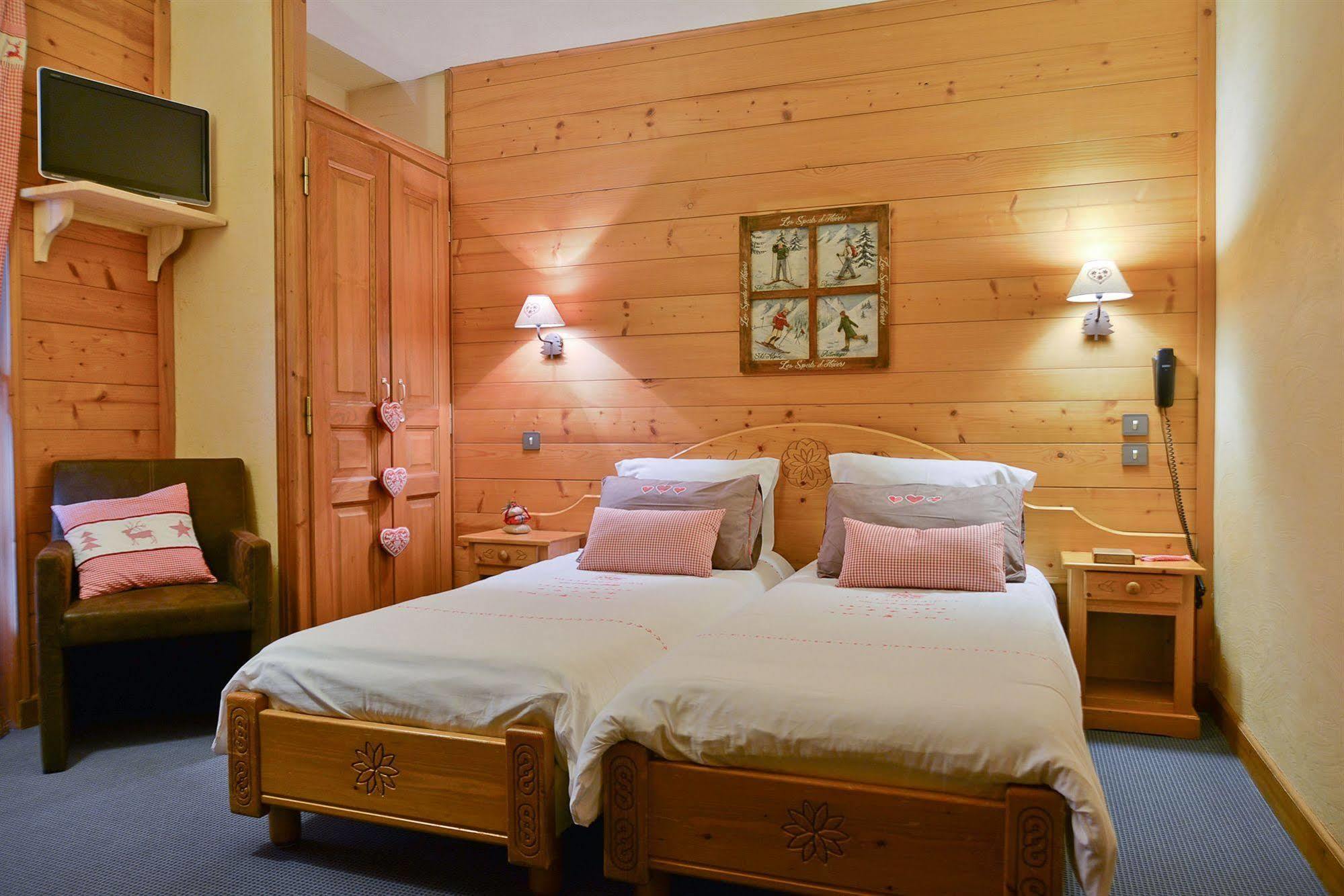 Le Morillon Hotel Екстериор снимка